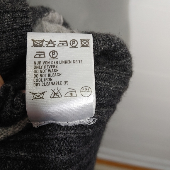 ESCADA cashmere full zip cardigan XS - Picture 10 of 14